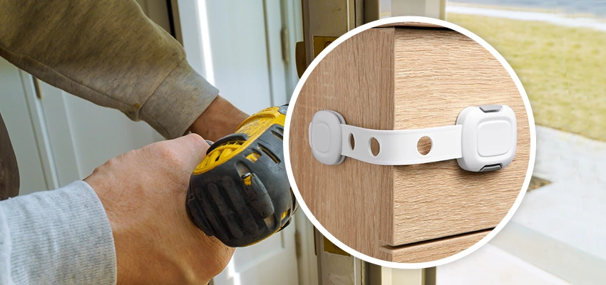 Childproof Sliding Door Locks in Glendale, CA