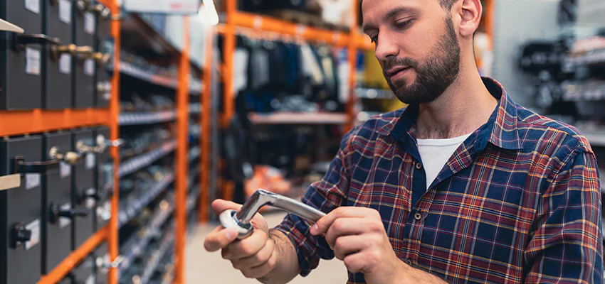 Locksmith For Retail Stores Lockout Services in Glendale, California